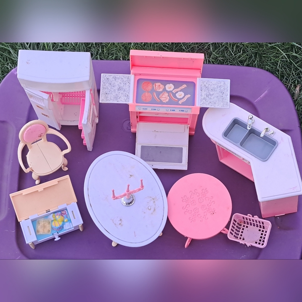 Vintage Barbie and Accesories Lot